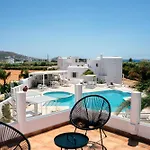 Villa Avas Palm By Aegean Breeze Lagoon-style Shared Pool *