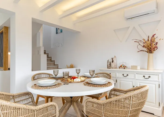 Villa Avas Palm By Aegean Breeze Lagoon-style Shared Pool