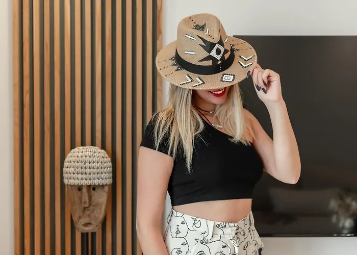 Villa Avas Palm By Aegean Breeze Lagoon-style Shared Pool *